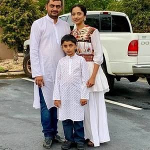 Meet your Posher, Dolly